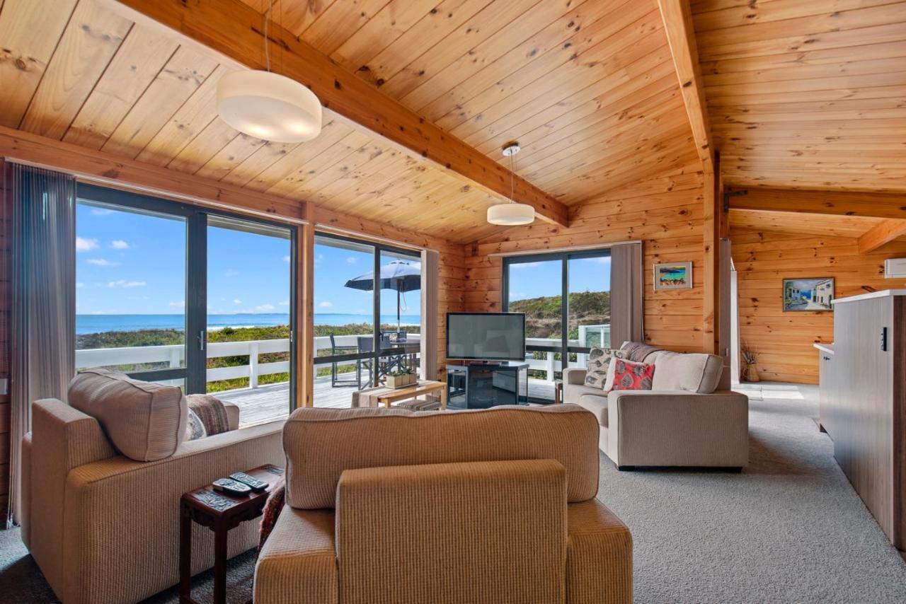 Oceanside Bach - Mount Maunganui Holiday Home Buitenkant foto