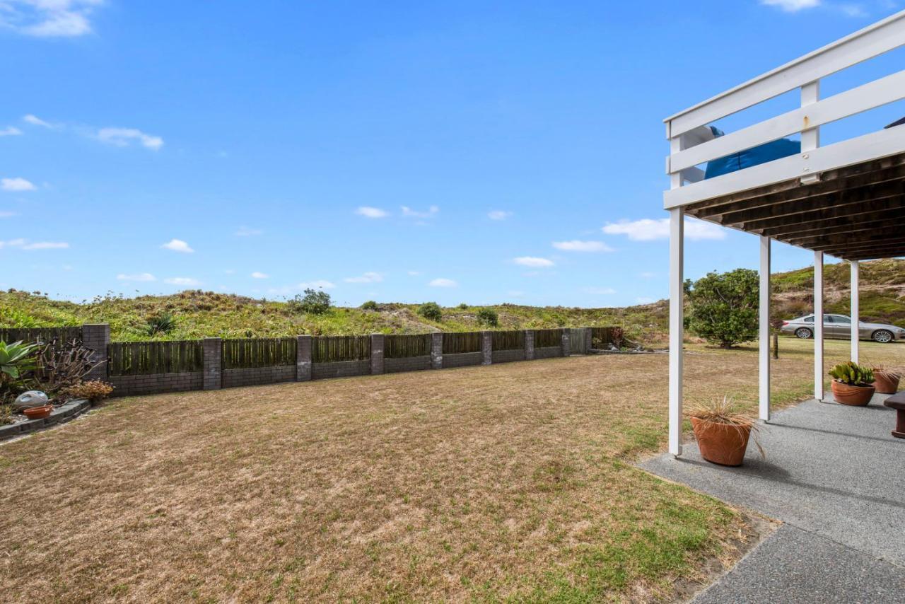 Oceanside Bach - Mount Maunganui Holiday Home Buitenkant foto