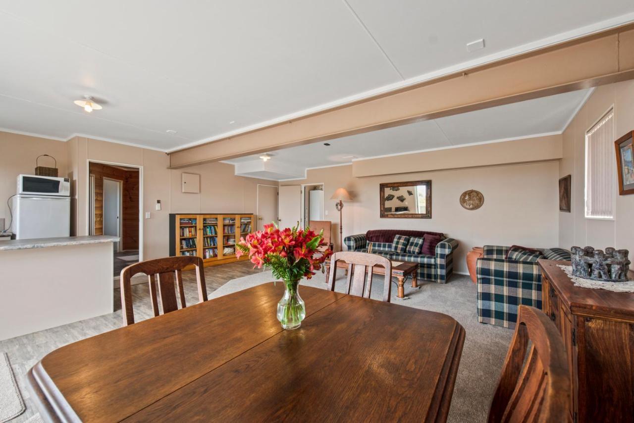 Oceanside Bach - Mount Maunganui Holiday Home Buitenkant foto